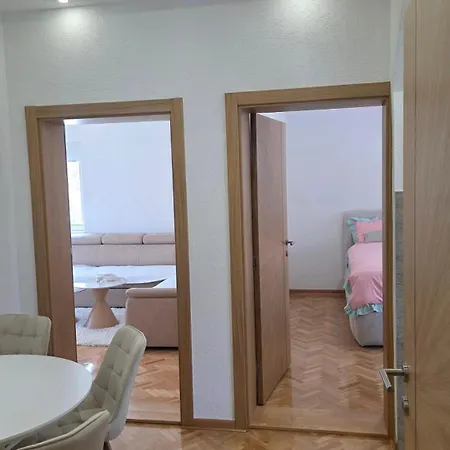 شقة Atelier - Centar