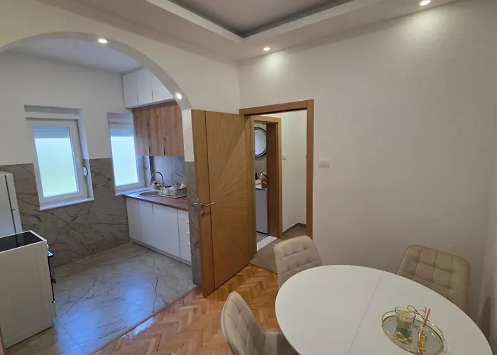 Atelier - Centar * تريبينيي