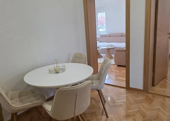 شقة Atelier - Centar تريبينيي